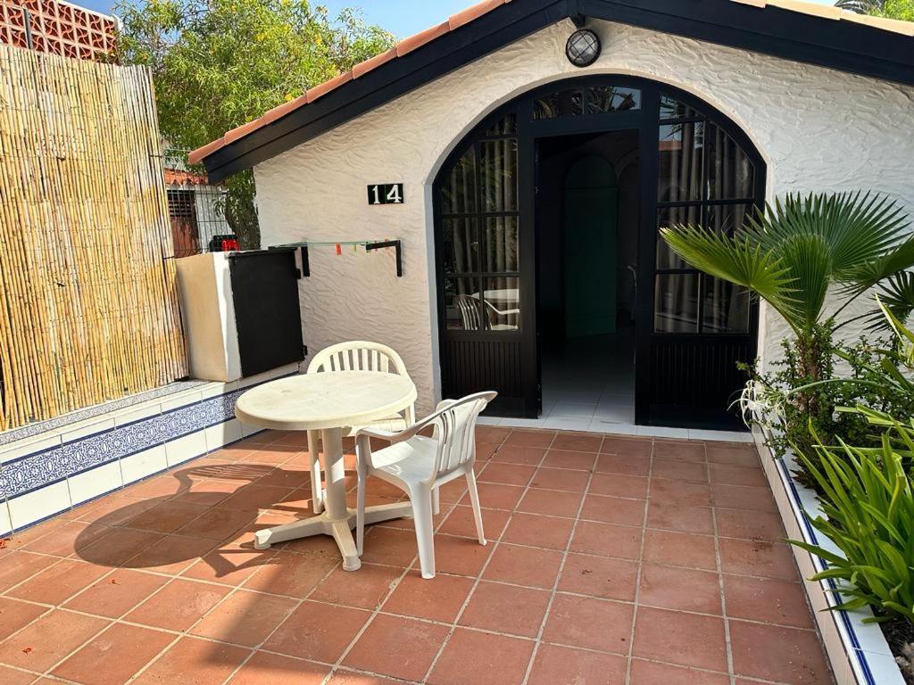 Miramar Boutique Apartments Adults Only Corralejo Exterior photo